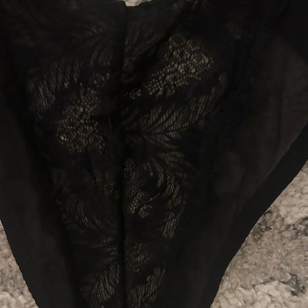 Forever 21 Black Intimates - Picture 4 of 5